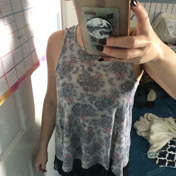 Shirt - Picture 2 of 4